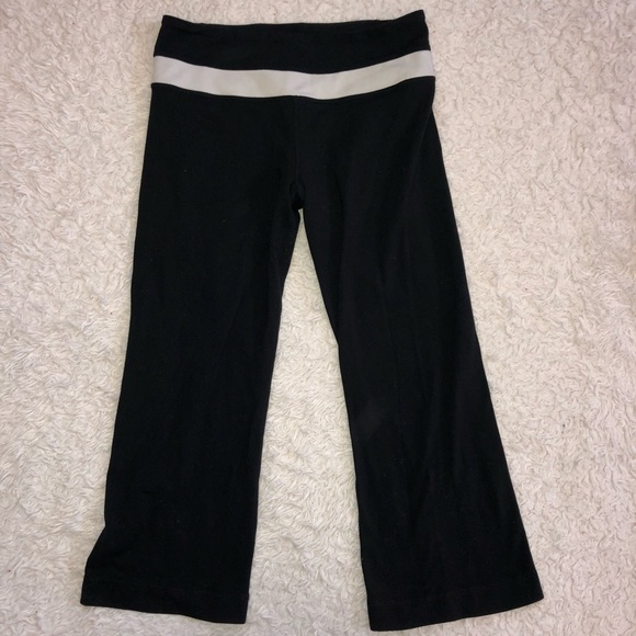 lululemon athletica Pants - Lululemon Athletica Clam Digger Crop